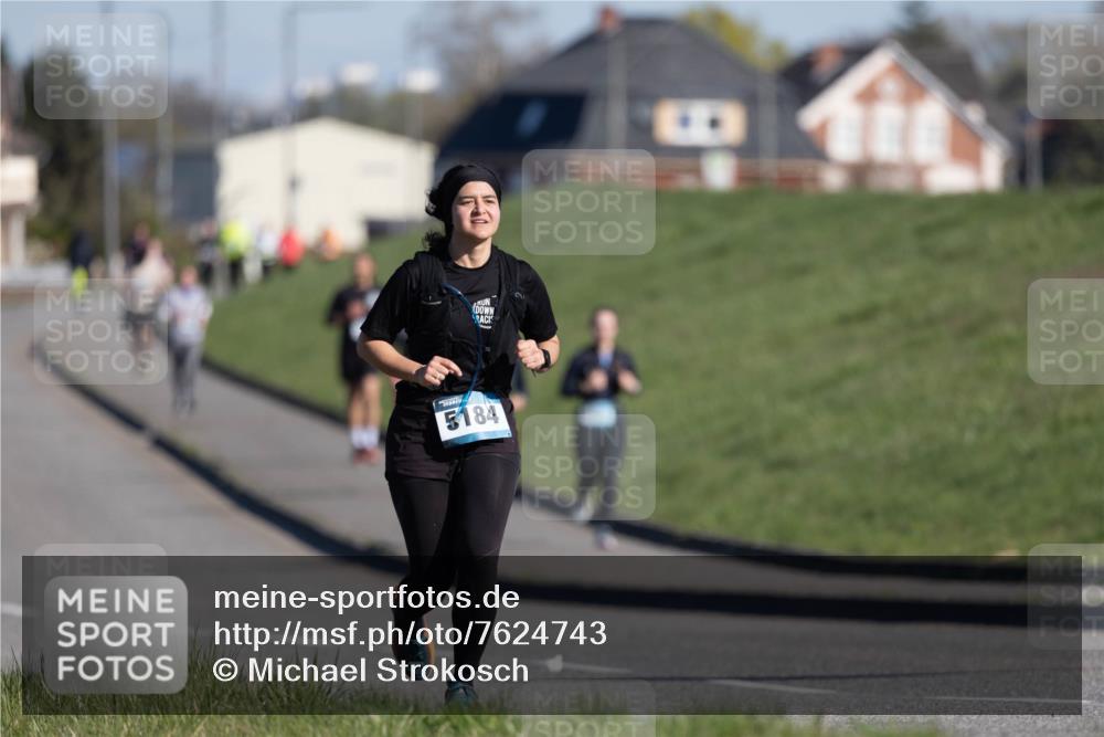 06.04.2025 - 44. Internationalen Wilhelmsburger Insellauf Michael Strokosch http://msf.ph/oto/7624743 06.04.2025 10:14:48 Laufen 5184 meine-sportfotos.de
