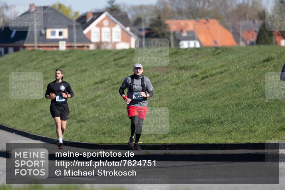 06.04.2025 - 44. Internationalen Wilhelmsburger Insellauf Michael Strokosch http://msf.ph/oto/7624751 06.04.2025 10:15:06 Laufen 3822 meine-sportfotos.de