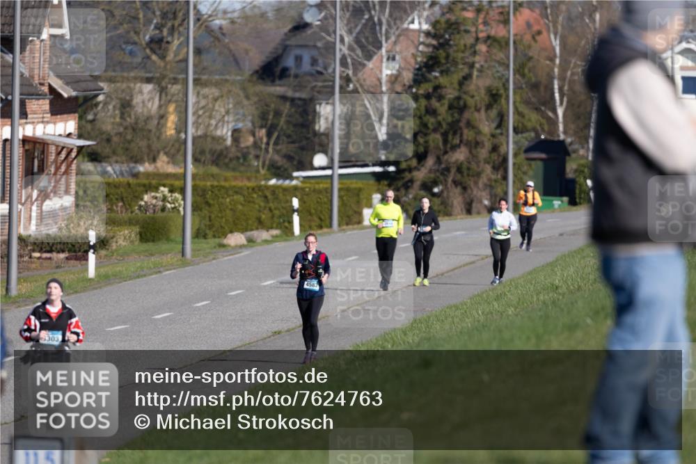 06.04.2025 - 44. Internationalen Wilhelmsburger Insellauf Michael Strokosch http://msf.ph/oto/7624763 06.04.2025 10:15:44 Laufen 303, 4583 meine-sportfotos.de
