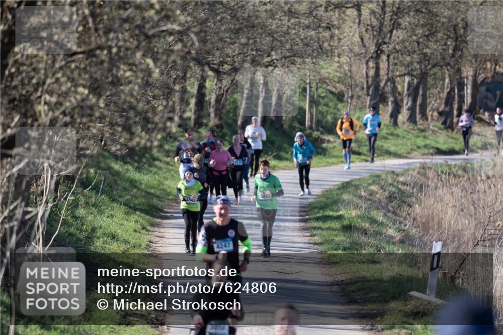 06.04.2025 - 44. Internationalen Wilhelmsburger Insellauf Michael Strokosch http://msf.ph/oto/7624806 06.04.2025 10:43:16 Laufen 3843, 4247, 3842, 0 meine-sportfotos.de