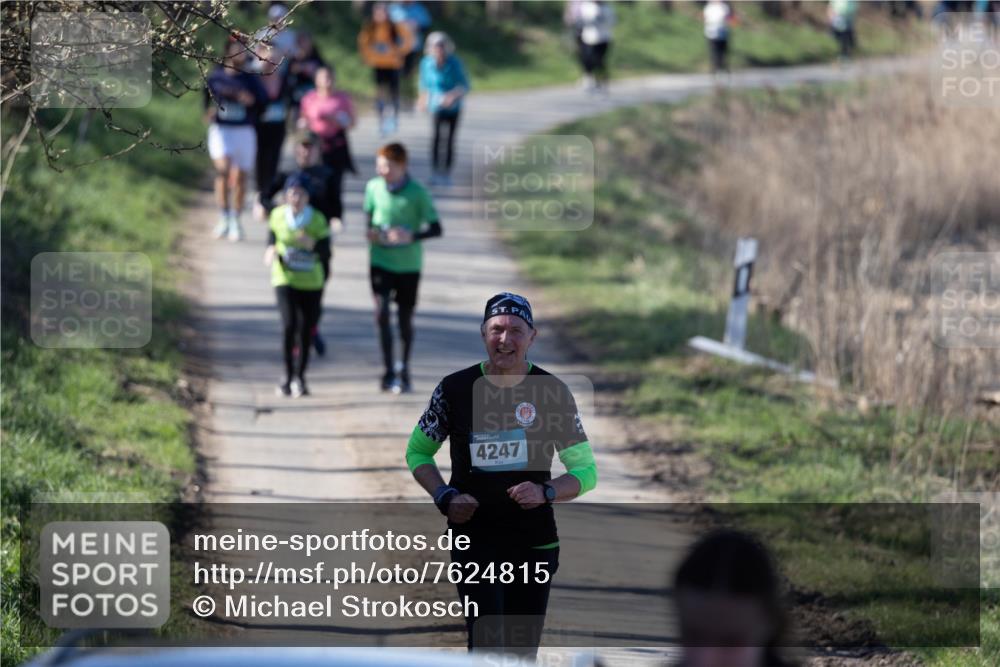 06.04.2025 - 44. Internationalen Wilhelmsburger Insellauf Michael Strokosch http://msf.ph/oto/7624815 06.04.2025 10:43:27 Laufen 4247 meine-sportfotos.de