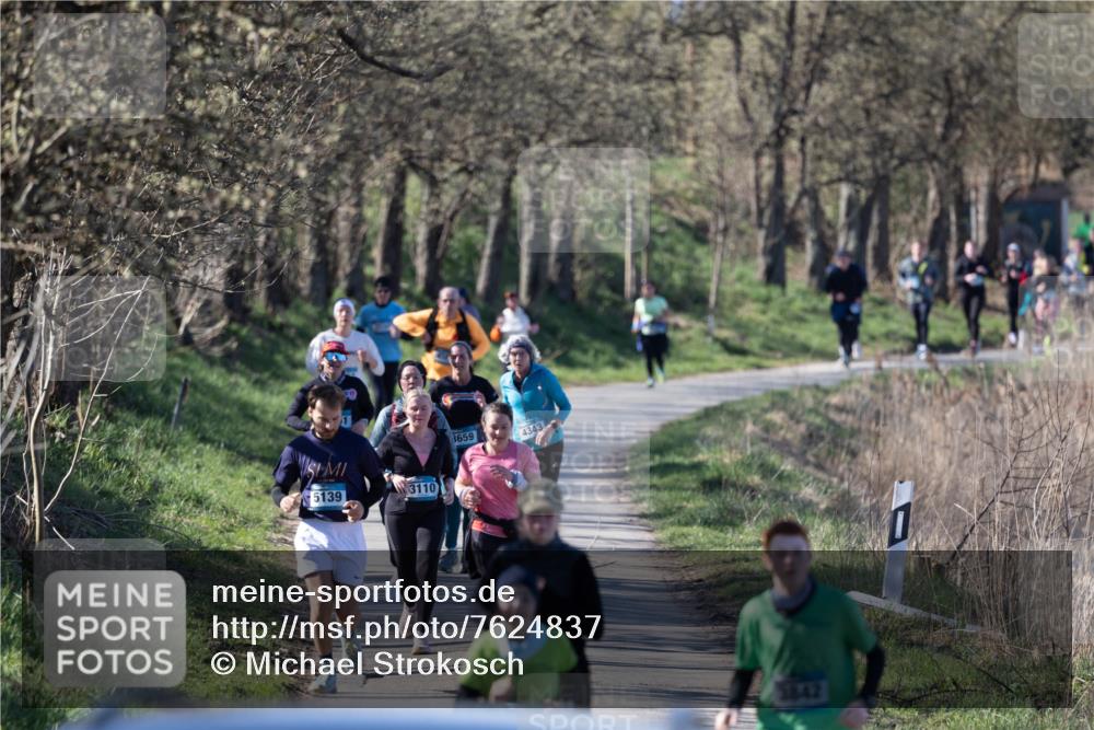 06.04.2025 - 44. Internationalen Wilhelmsburger Insellauf Michael Strokosch http://msf.ph/oto/7624837 06.04.2025 10:43:42 Laufen 3110, 5139, 3659, 4343, 5842, 0 meine-sportfotos.de