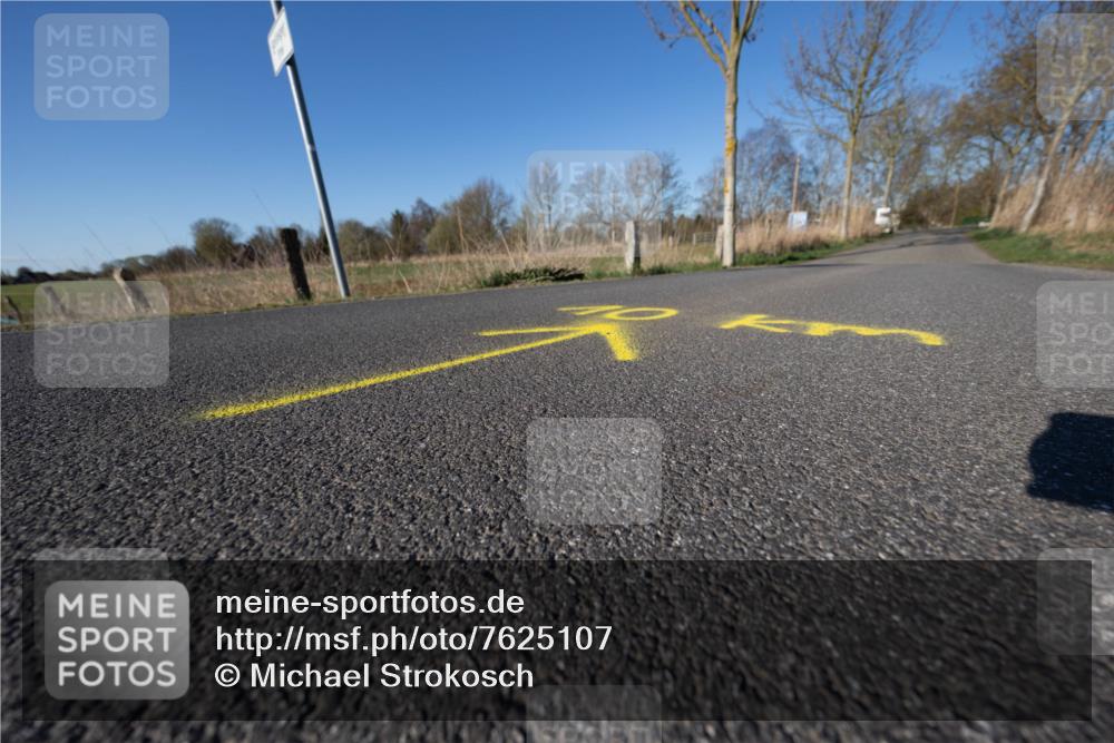 06.04.2025 - 44. Internationalen Wilhelmsburger Insellauf Michael Strokosch http://msf.ph/oto/7625107 06.04.2025 09:04:02 Laufen  meine-sportfotos.de