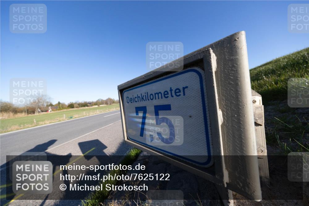 06.04.2025 - 44. Internationalen Wilhelmsburger Insellauf Michael Strokosch http://msf.ph/oto/7625122 06.04.2025 09:09:38 Laufen 7, 5 meine-sportfotos.de