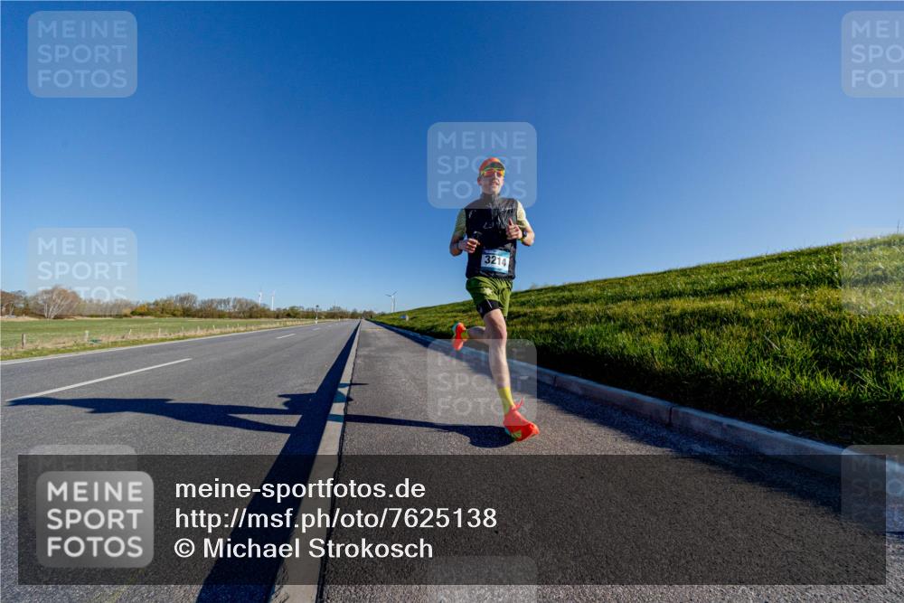 06.04.2025 - 44. Internationalen Wilhelmsburger Insellauf Michael Strokosch http://msf.ph/oto/7625138 06.04.2025 09:16:28 Laufen 3214 meine-sportfotos.de