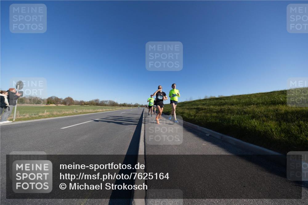 06.04.2025 - 44. Internationalen Wilhelmsburger Insellauf Michael Strokosch http://msf.ph/oto/7625164 06.04.2025 09:17:09 Laufen 5194 meine-sportfotos.de
