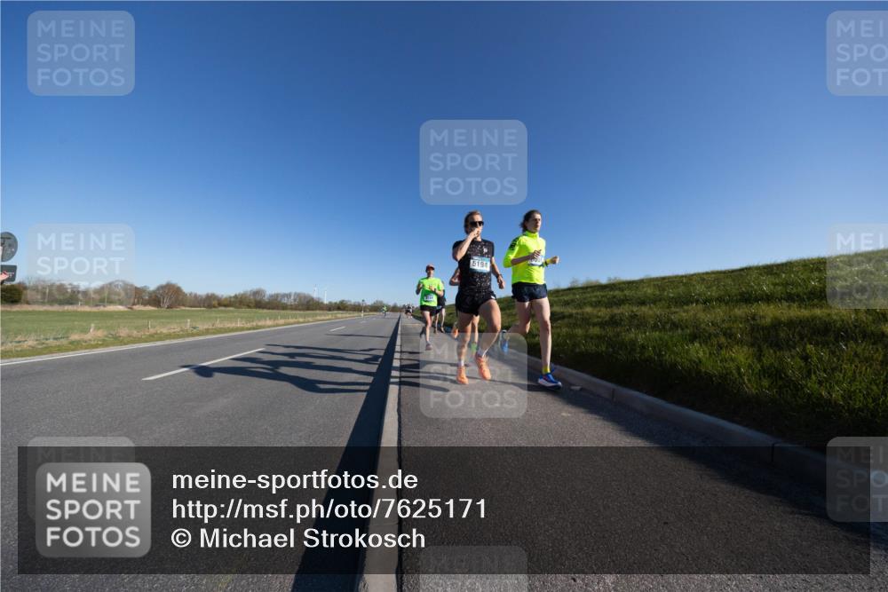 06.04.2025 - 44. Internationalen Wilhelmsburger Insellauf Michael Strokosch http://msf.ph/oto/7625171 06.04.2025 09:17:09 Laufen 5194 meine-sportfotos.de