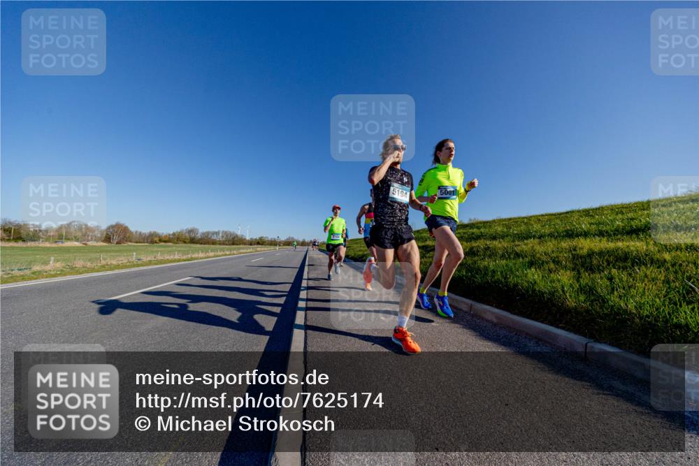 06.04.2025 - 44. Internationalen Wilhelmsburger Insellauf Michael Strokosch http://msf.ph/oto/7625174 06.04.2025 09:17:09 Laufen 3184, 5001, 5194 meine-sportfotos.de