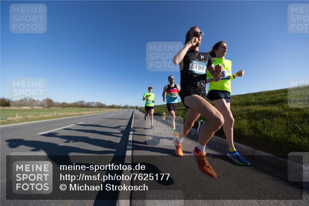 06.04.2025 - 44. Internationalen Wilhelmsburger Insellauf Michael Strokosch http://msf.ph/oto/7625177 06.04.2025 09:17:10 Laufen 3759, 5194, 50 meine-sportfotos.de