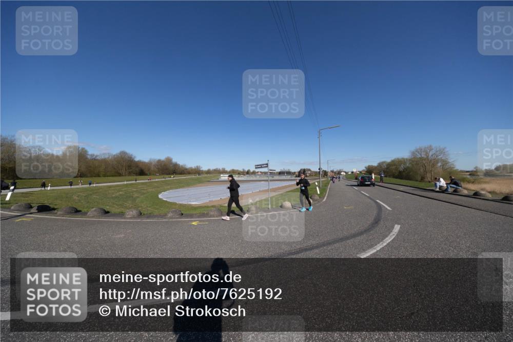 06.04.2025 - 44. Internationalen Wilhelmsburger Insellauf Michael Strokosch http://msf.ph/oto/7625192 06.04.2025 10:12:53 Laufen  meine-sportfotos.de