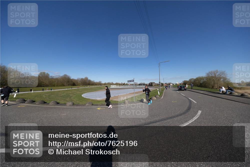 06.04.2025 - 44. Internationalen Wilhelmsburger Insellauf Michael Strokosch http://msf.ph/oto/7625196 06.04.2025 10:12:53 Laufen  meine-sportfotos.de