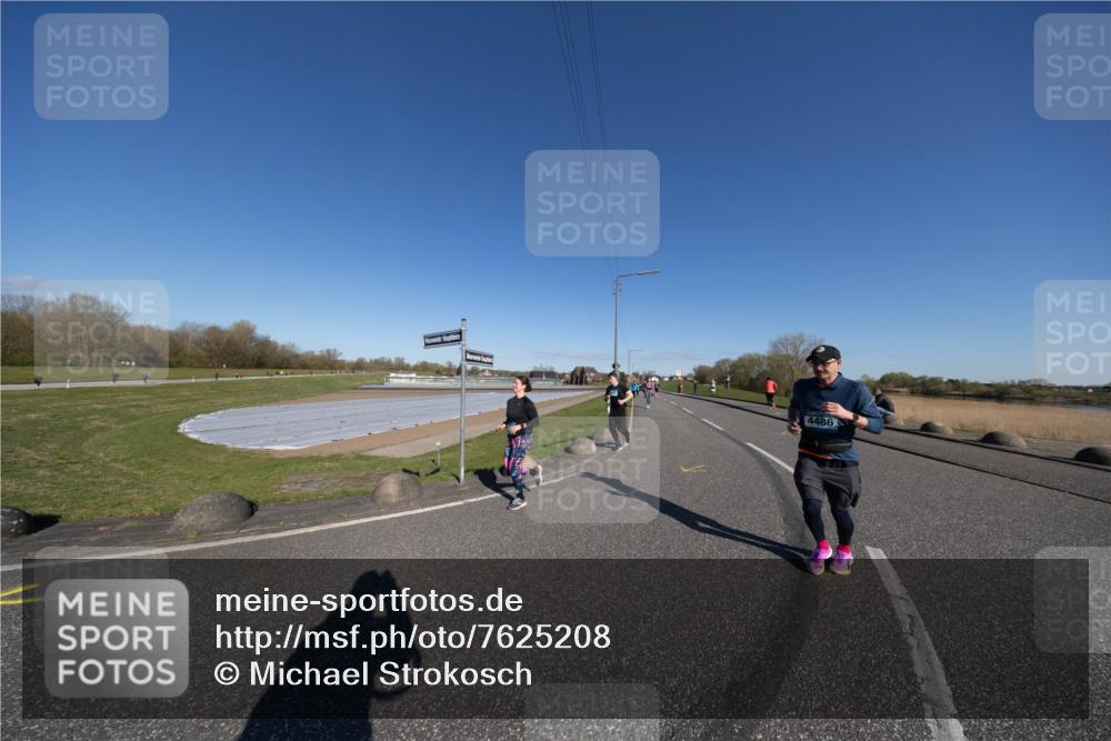 06.04.2025 - 44. Internationalen Wilhelmsburger Insellauf Michael Strokosch http://msf.ph/oto/7625208 06.04.2025 10:13:02 Laufen 4486 meine-sportfotos.de