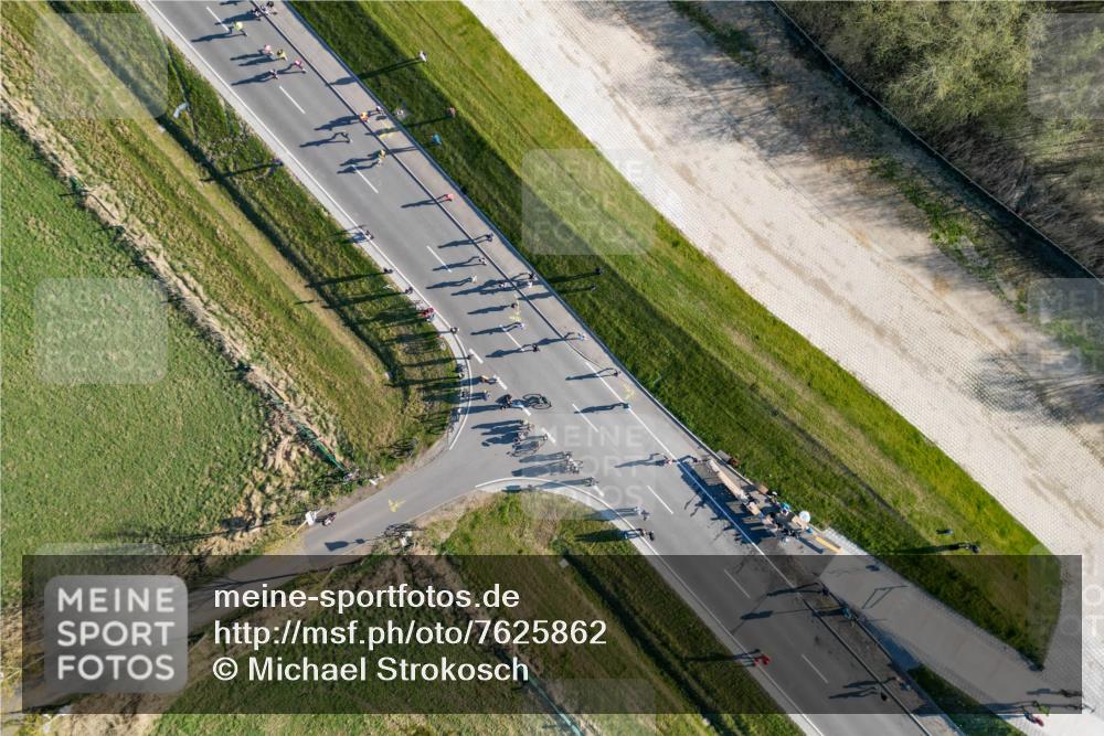 06.04.2025 - 44. Internationalen Wilhelmsburger Insellauf Michael Strokosch http://msf.ph/oto/7625862 06.04.2025 08:57:02 Laufen  meine-sportfotos.de