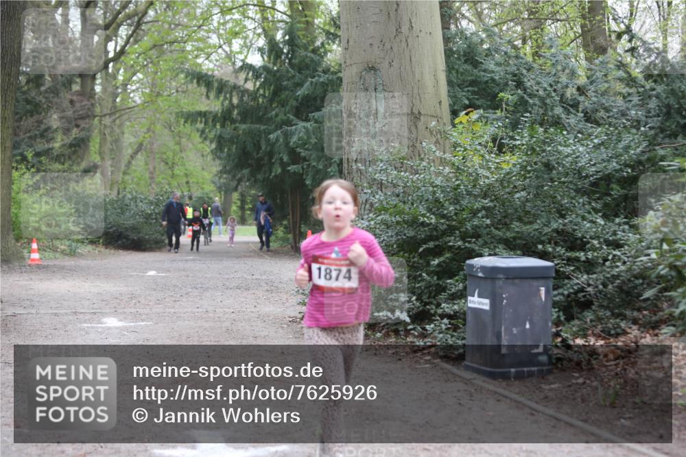 13.04.2025 - Hammer Lauf Jannik Wohlers http://msf.ph/oto/7625926 13.04.2025 08:24:09 Laufen 1874 meine-sportfotos.de