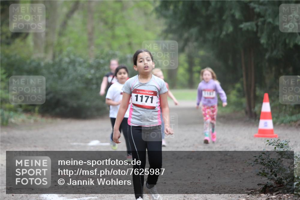 13.04.2025 - Hammer Lauf Jannik Wohlers http://msf.ph/oto/7625987 13.04.2025 08:23:32 Laufen 15, 1171, 1187 meine-sportfotos.de