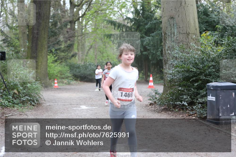 13.04.2025 - Hammer Lauf Jannik Wohlers http://msf.ph/oto/7625991 13.04.2025 08:23:30 Laufen 11, 1469 meine-sportfotos.de