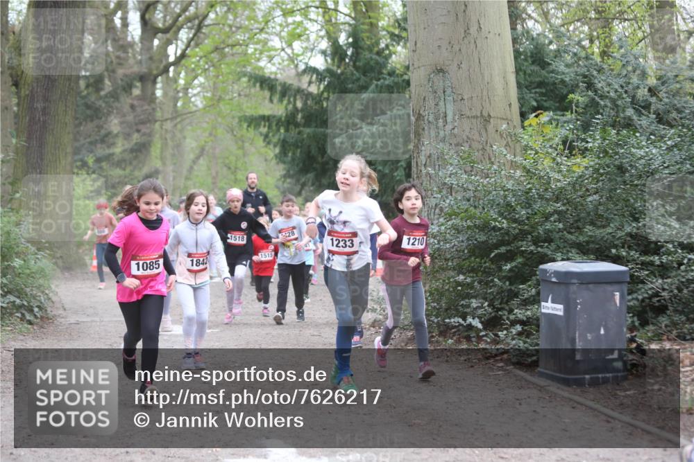 13.04.2025 - Hammer Lauf Jannik Wohlers http://msf.ph/oto/7626217 13.04.2025 08:22:27 Laufen 1085, 1842, 1518, 28, 1233, 1515, 1210 meine-sportfotos.de