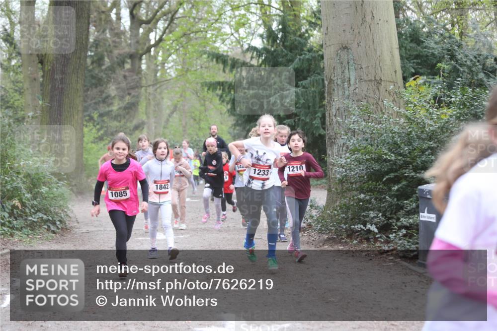 13.04.2025 - Hammer Lauf Jannik Wohlers http://msf.ph/oto/7626219 13.04.2025 08:22:27 Laufen 1842, 1085, 142, 1233, 1210 meine-sportfotos.de