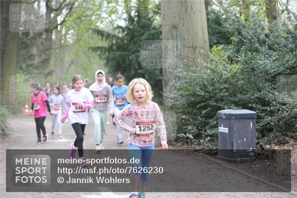 13.04.2025 - Hammer Lauf Jannik Wohlers http://msf.ph/oto/7626230 13.04.2025 08:22:24 Laufen 185, 846, 1404, 1462, 15, 1252 meine-sportfotos.de
