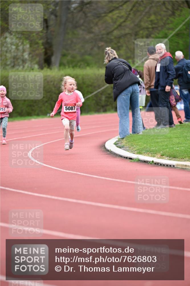 13.04.2025 - Hammer Lauf Dr. Thomas Lammeyer http://msf.ph/oto/7626803 13.04.2025 09:01:41 Laufen 5087, 251 meine-sportfotos.de