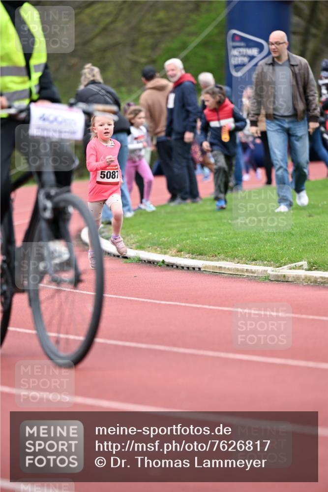 13.04.2025 - Hammer Lauf Dr. Thomas Lammeyer http://msf.ph/oto/7626817 13.04.2025 09:01:42 Laufen 400, 5081 meine-sportfotos.de