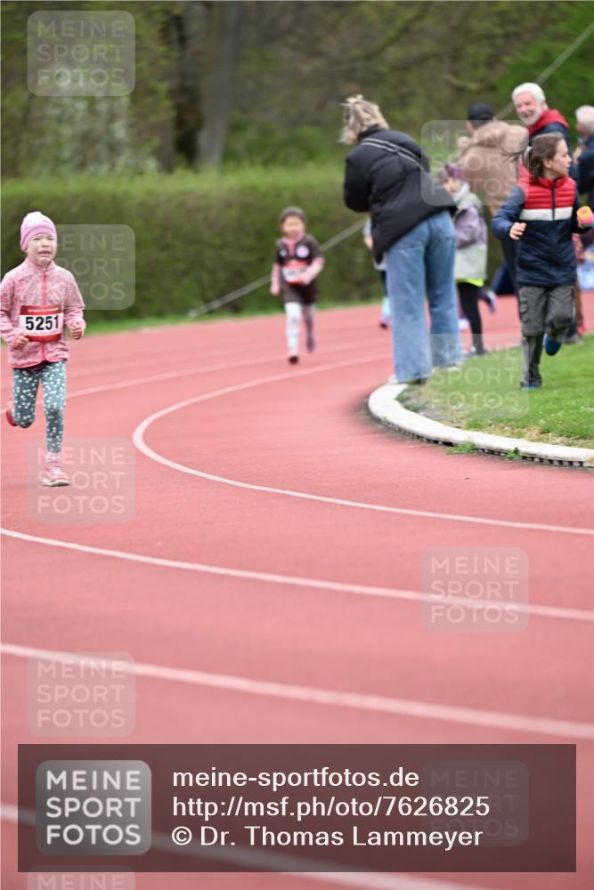 13.04.2025 - Hammer Lauf Dr. Thomas Lammeyer http://msf.ph/oto/7626825 13.04.2025 09:01:44 Laufen 5251 meine-sportfotos.de
