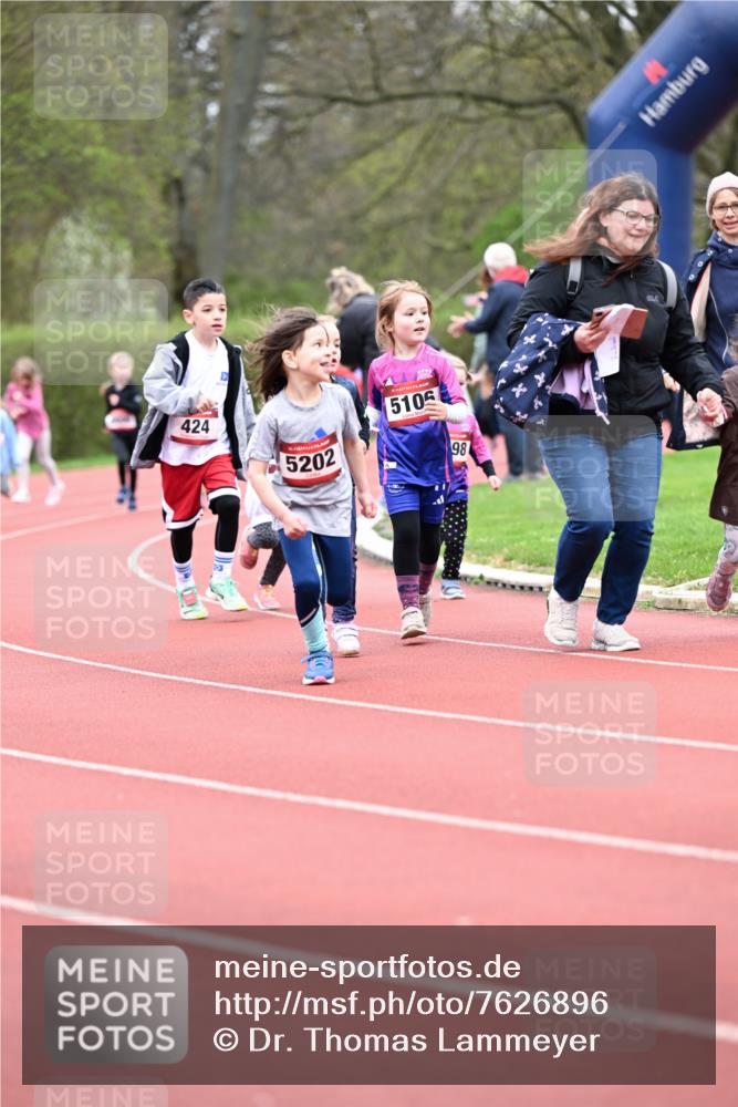 13.04.2025 - Hammer Lauf Dr. Thomas Lammeyer http://msf.ph/oto/7626896 13.04.2025 09:01:55 Laufen 424, 5202, 5105, 98 meine-sportfotos.de