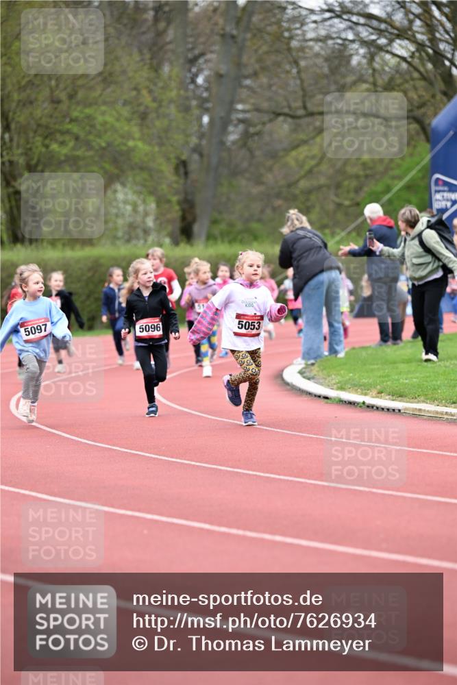13.04.2025 - Hammer Lauf Dr. Thomas Lammeyer http://msf.ph/oto/7626934 13.04.2025 09:02:00 Laufen 5097, 5096, 5053 meine-sportfotos.de