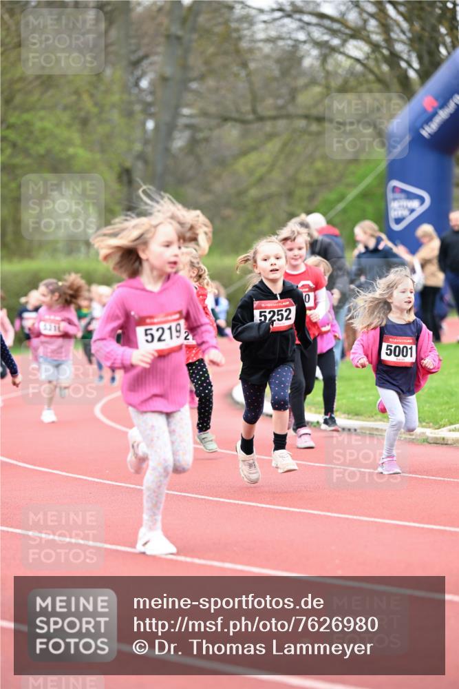13.04.2025 - Hammer Lauf Dr. Thomas Lammeyer http://msf.ph/oto/7626980 13.04.2025 09:02:05 Laufen 3214, 5219, 15, 5252, 5001 meine-sportfotos.de