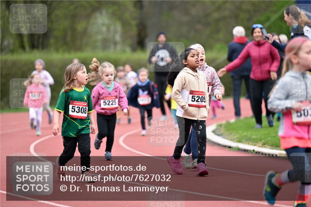 13.04.2025 - Hammer Lauf Dr. Thomas Lammeyer http://msf.ph/oto/7627032 13.04.2025 09:02:14 Laufen 15, 5308, 5225, 15, 5205, 503 meine-sportfotos.de