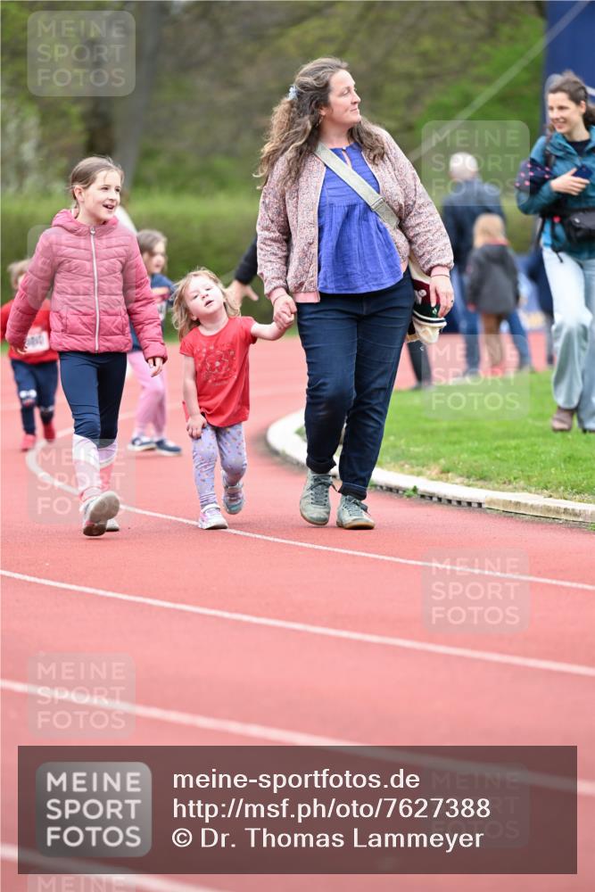 13.04.2025 - Hammer Lauf Dr. Thomas Lammeyer http://msf.ph/oto/7627388 13.04.2025 09:03:03 Laufen  meine-sportfotos.de
