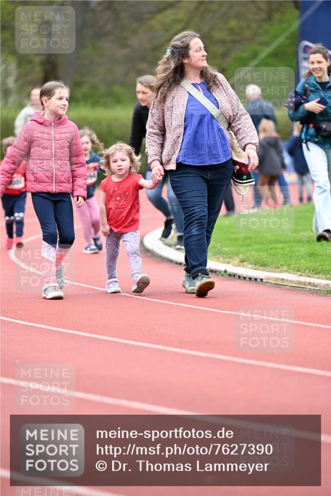 13.04.2025 - Hammer Lauf Dr. Thomas Lammeyer http://msf.ph/oto/7627390 13.04.2025 09:03:03 Laufen  meine-sportfotos.de