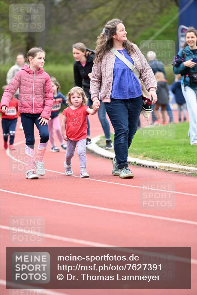 13.04.2025 - Hammer Lauf Dr. Thomas Lammeyer http://msf.ph/oto/7627391 13.04.2025 09:03:03 Laufen  meine-sportfotos.de
