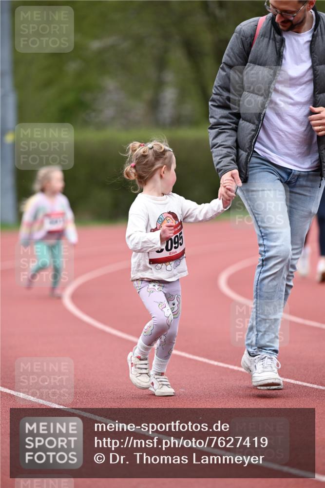 13.04.2025 - Hammer Lauf Dr. Thomas Lammeyer http://msf.ph/oto/7627419 13.04.2025 09:03:09 Laufen 095 meine-sportfotos.de