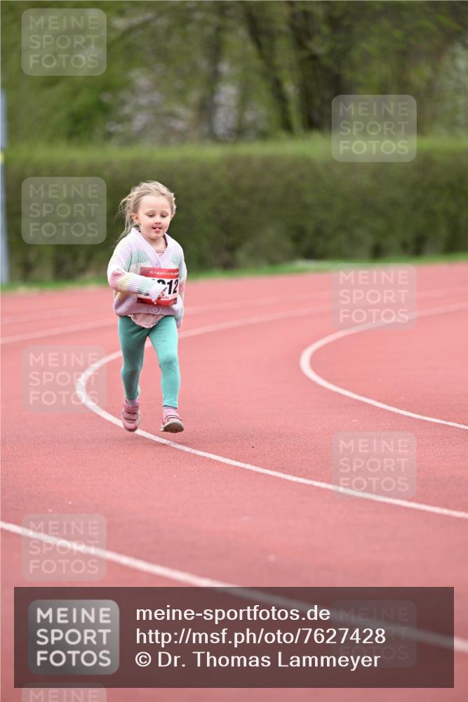 13.04.2025 - Hammer Lauf Dr. Thomas Lammeyer http://msf.ph/oto/7627428 13.04.2025 09:03:11 Laufen 15, 12 meine-sportfotos.de