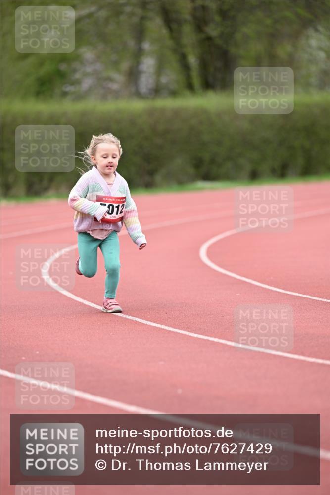 13.04.2025 - Hammer Lauf Dr. Thomas Lammeyer http://msf.ph/oto/7627429 13.04.2025 09:03:11 Laufen 15, 012 meine-sportfotos.de