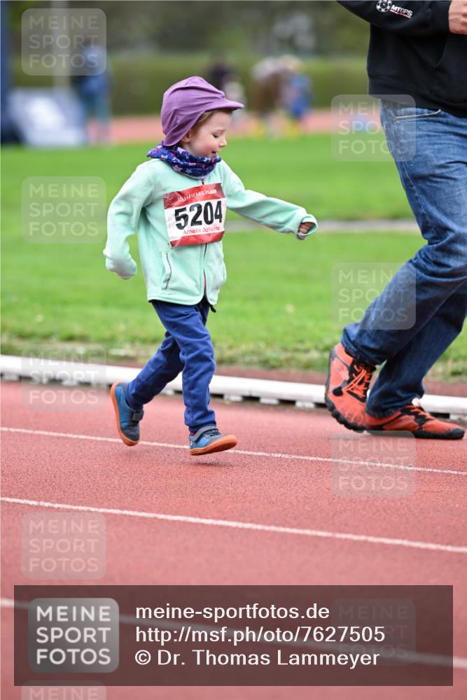 13.04.2025 - Hammer Lauf Dr. Thomas Lammeyer http://msf.ph/oto/7627505 13.04.2025 09:03:32 Laufen 15, 5204 meine-sportfotos.de