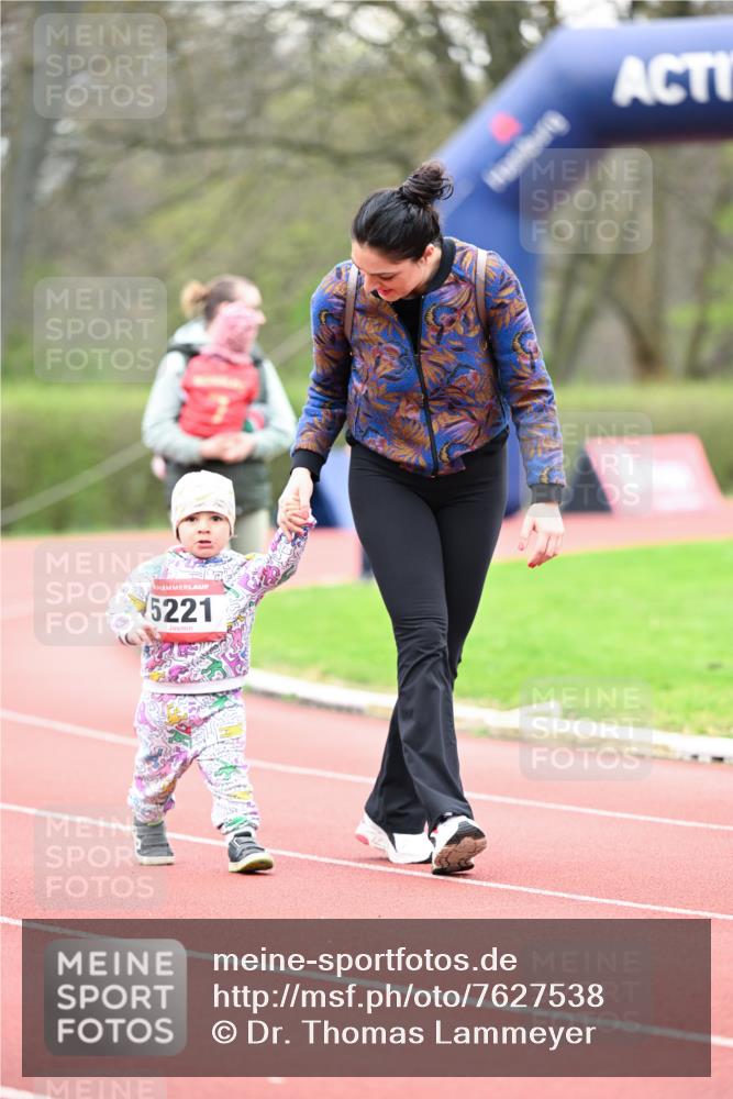 13.04.2025 - Hammer Lauf Dr. Thomas Lammeyer http://msf.ph/oto/7627538 13.04.2025 09:04:34 Laufen 5221 meine-sportfotos.de