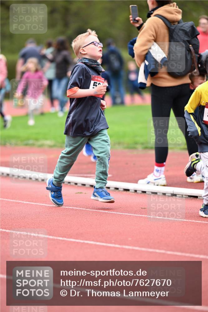 13.04.2025 - Hammer Lauf Dr. Thomas Lammeyer http://msf.ph/oto/7627670 13.04.2025 09:10:15 Laufen 15, 5 meine-sportfotos.de