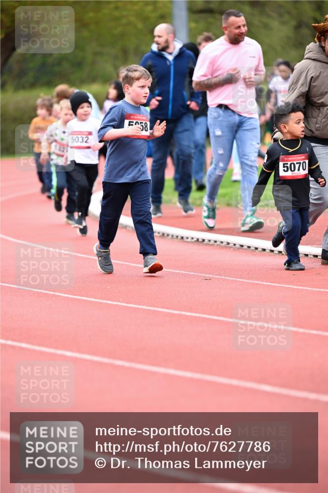 13.04.2025 - Hammer Lauf Dr. Thomas Lammeyer http://msf.ph/oto/7627786 13.04.2025 09:10:36 Laufen 5032, 15, 558, 15, 5070 meine-sportfotos.de