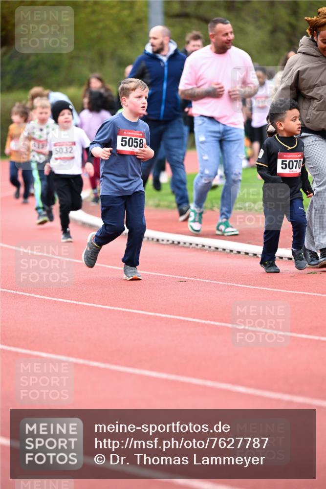 13.04.2025 - Hammer Lauf Dr. Thomas Lammeyer http://msf.ph/oto/7627787 13.04.2025 09:10:36 Laufen 5032, 15, 5058, 15, 5070 meine-sportfotos.de