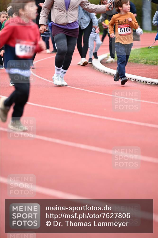 13.04.2025 - Hammer Lauf Dr. Thomas Lammeyer http://msf.ph/oto/7627806 13.04.2025 09:10:40 Laufen 5411, 5107 meine-sportfotos.de