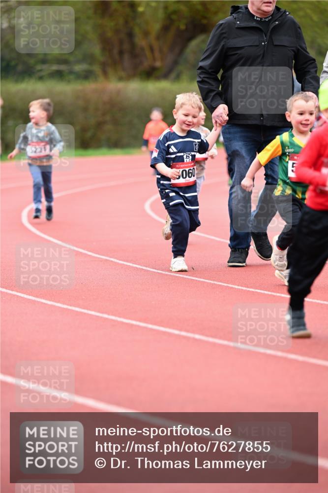 13.04.2025 - Hammer Lauf Dr. Thomas Lammeyer http://msf.ph/oto/7627855 13.04.2025 09:10:48 Laufen 15, 060, 5 meine-sportfotos.de