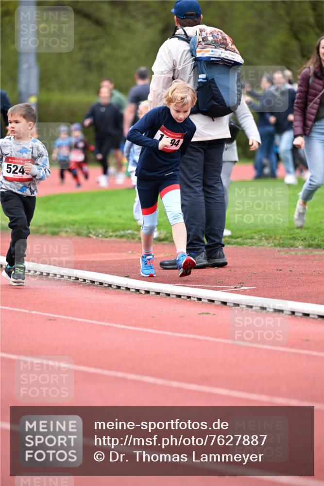 13.04.2025 - Hammer Lauf Dr. Thomas Lammeyer http://msf.ph/oto/7627887 13.04.2025 09:10:53 Laufen 15, 524, 15, 94 meine-sportfotos.de