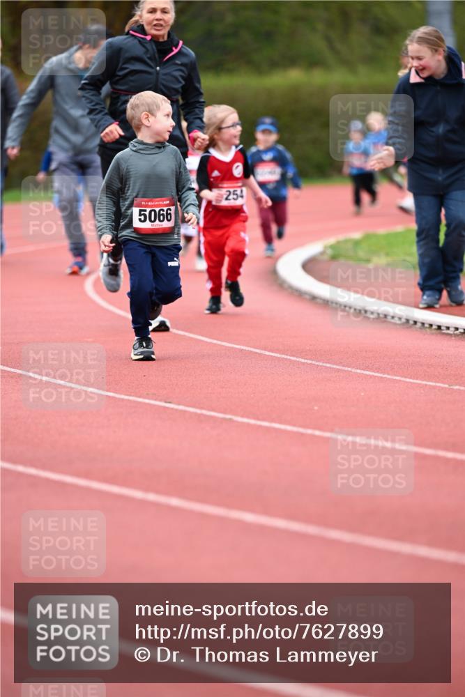 13.04.2025 - Hammer Lauf Dr. Thomas Lammeyer http://msf.ph/oto/7627899 13.04.2025 09:10:56 Laufen 15, 5066, 254 meine-sportfotos.de