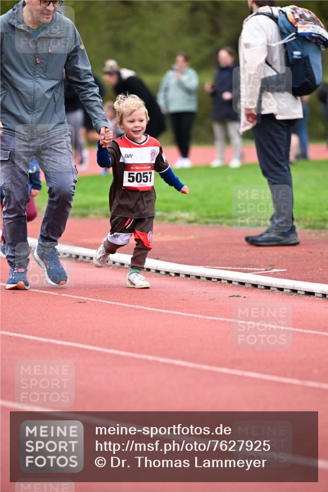 13.04.2025 - Hammer Lauf Dr. Thomas Lammeyer http://msf.ph/oto/7627925 13.04.2025 09:11:01 Laufen 15, 5057 meine-sportfotos.de