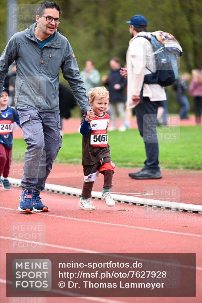 13.04.2025 - Hammer Lauf Dr. Thomas Lammeyer http://msf.ph/oto/7627928 13.04.2025 09:11:02 Laufen 240, 15, 5051 meine-sportfotos.de