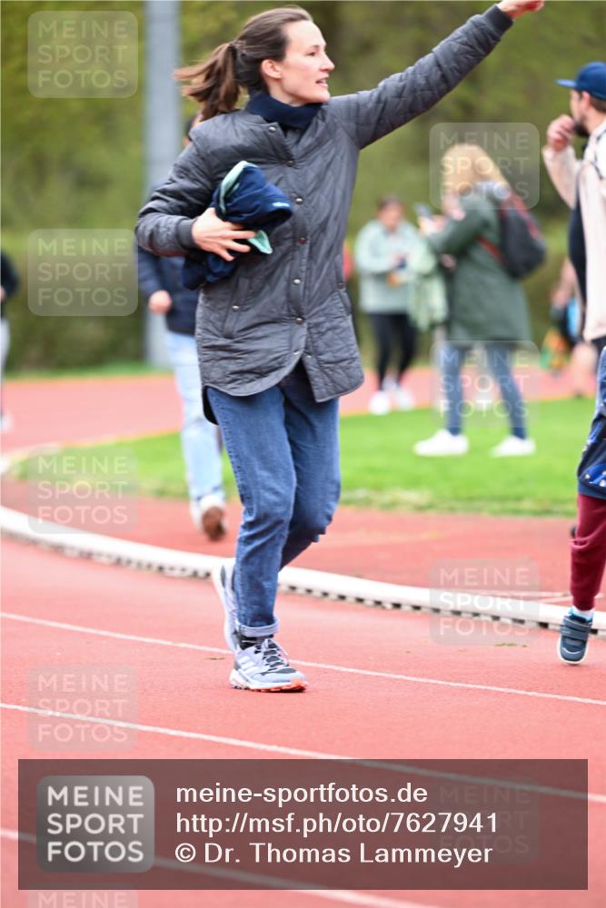 13.04.2025 - Hammer Lauf Dr. Thomas Lammeyer http://msf.ph/oto/7627941 13.04.2025 09:11:04 Laufen  meine-sportfotos.de