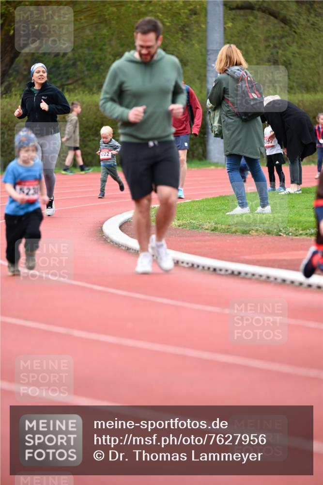 13.04.2025 - Hammer Lauf Dr. Thomas Lammeyer http://msf.ph/oto/7627956 13.04.2025 09:11:06 Laufen 022 meine-sportfotos.de
