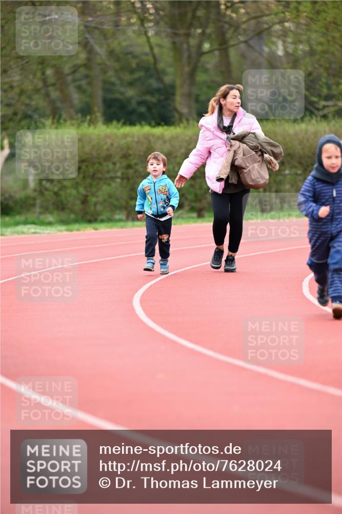 13.04.2025 - Hammer Lauf Dr. Thomas Lammeyer http://msf.ph/oto/7628024 13.04.2025 09:11:19 Laufen  meine-sportfotos.de